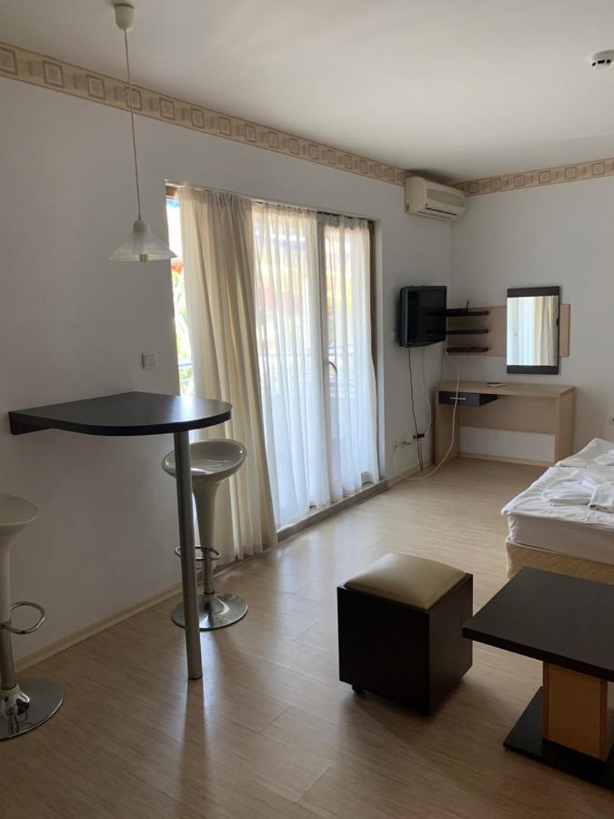 Studio Kuban Apartment Слънчев бряг Екстериор снимка